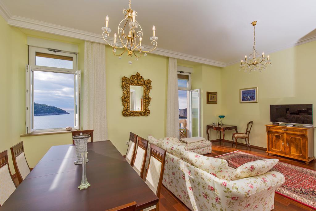 Luxury Seafront Apartment Banje Дубровник Екстериор снимка