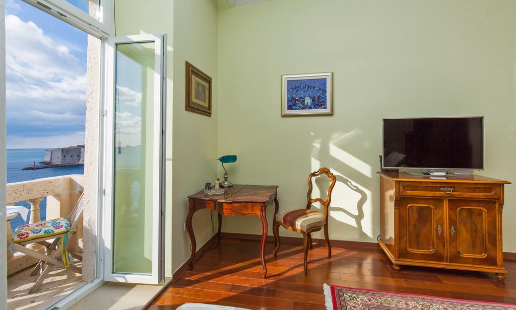 Luxury Seafront Apartment Banje Дубровник Екстериор снимка
