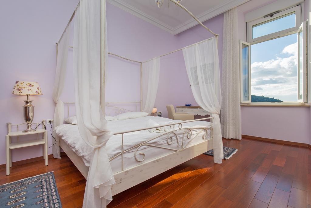 Luxury Seafront Apartment Banje Дубровник Екстериор снимка
